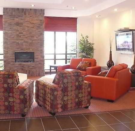 Niagara Plaza Hotel By Fairbridge Bagian luar foto