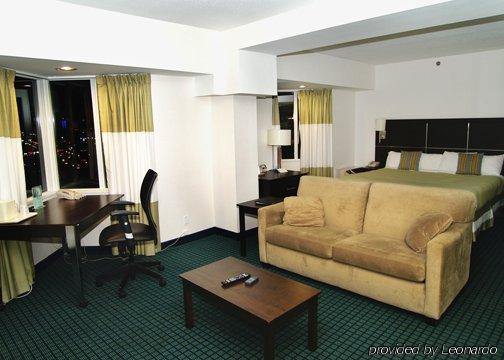 Niagara Plaza Hotel By Fairbridge Ruang foto